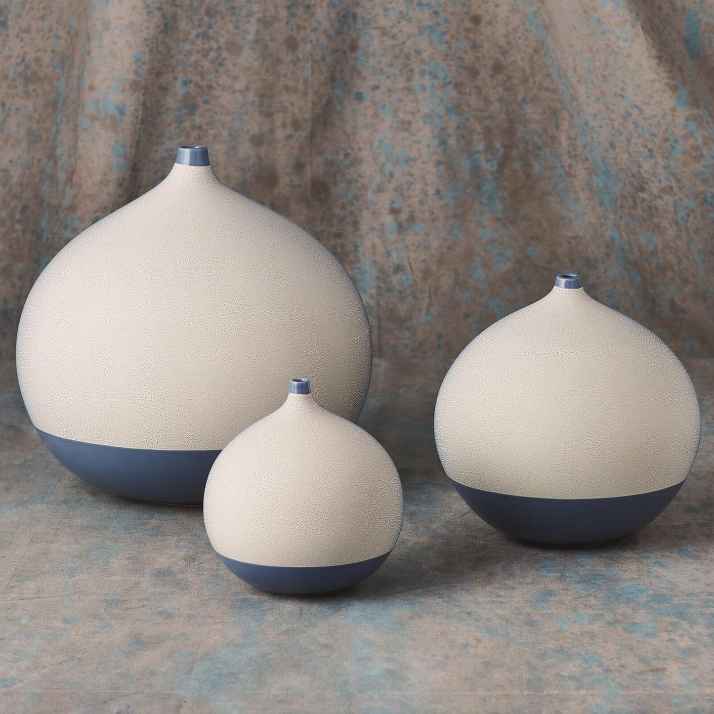 Pixelated Ball Blue Vase - Medium